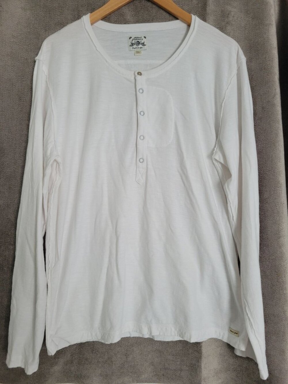 Diesel Mens White Henley Shirt snap Short Sleeve size XL Cotton natural fibers